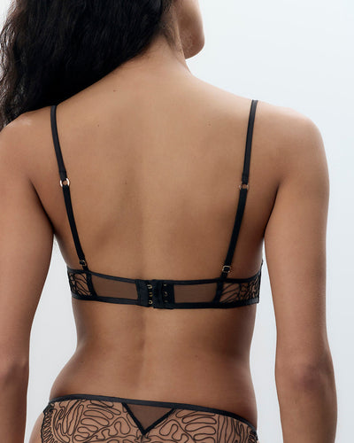 Leliana High Apex Longline Bra Black